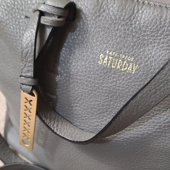 Ladie's Genuine Kate Spade SATURDAY gray leather small crossbody satchel bag - Picture 3 of 8